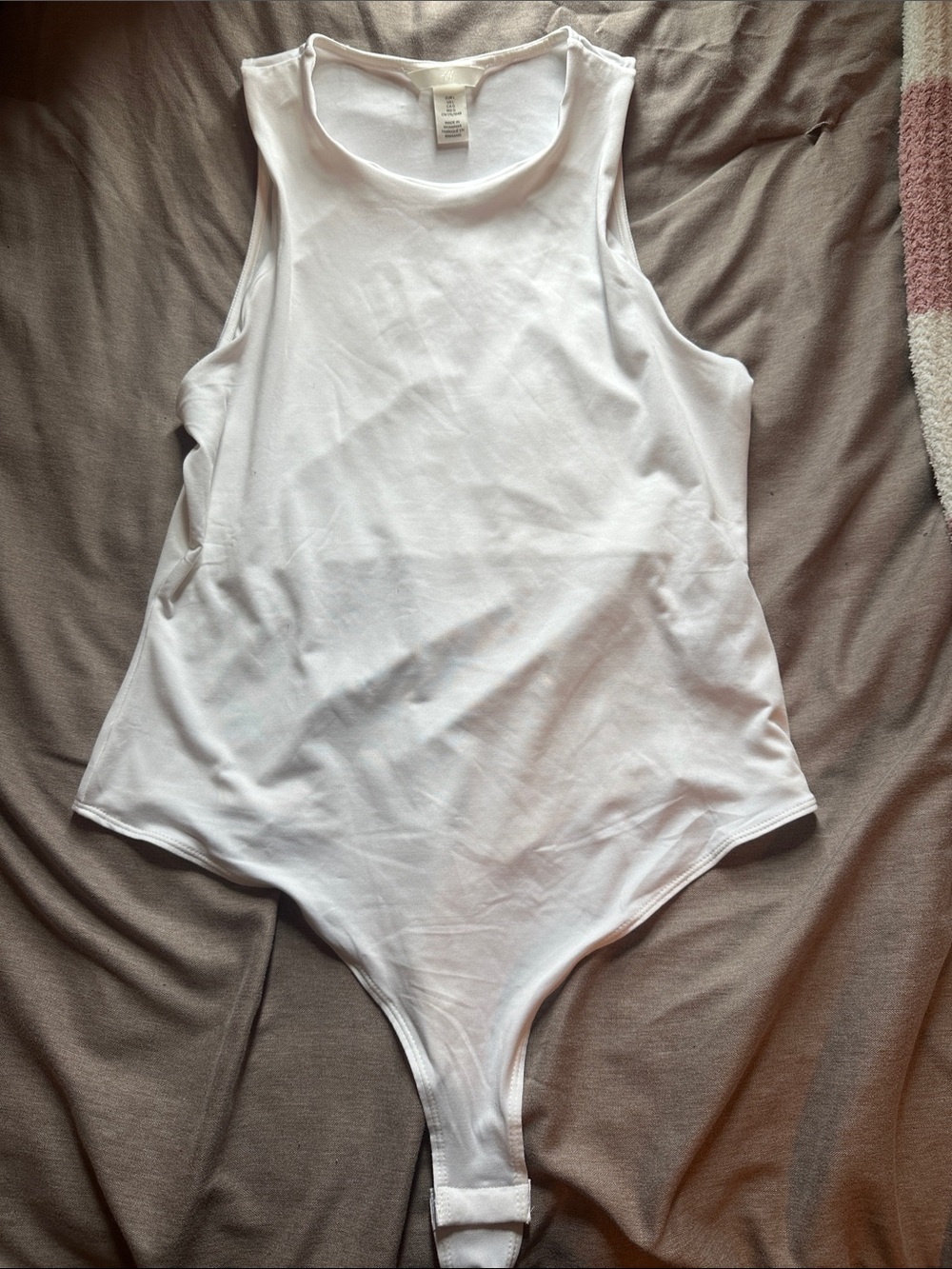H&M White Sleeveless Women’s Bodysuit with Shelf
